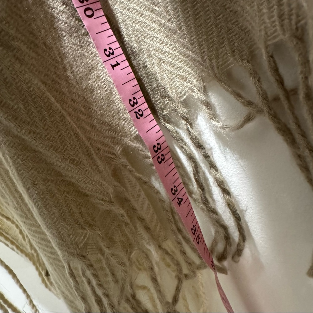 Woolrich Tan Miranda Plaid Ruana Wrap Shawl – One Size – NWT - Picture 6 of 6